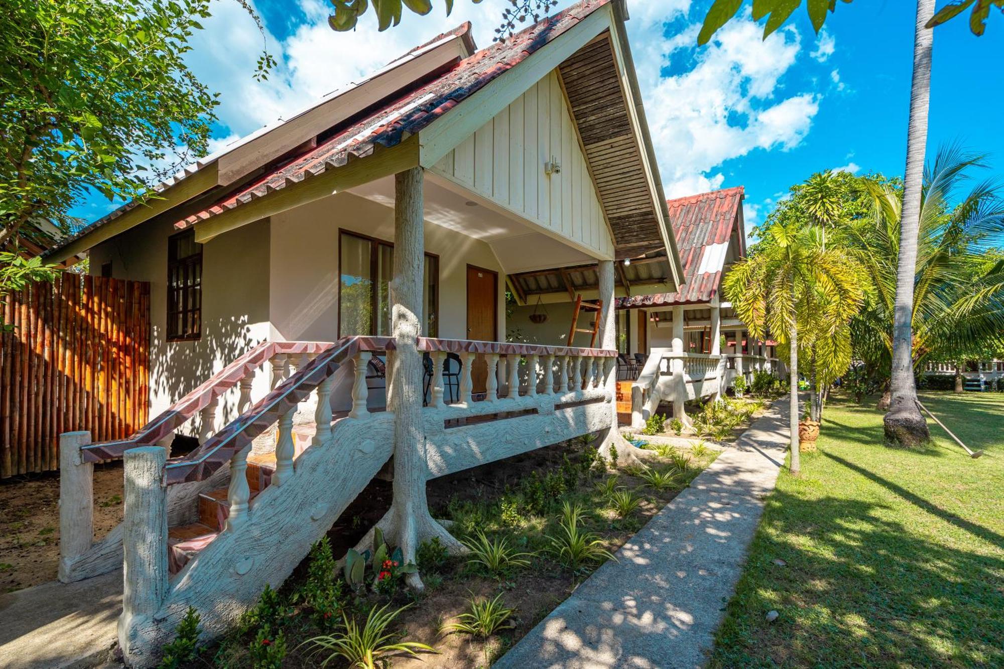 Lanta Beachfront Resort Ko Lanta Exteriér fotografie